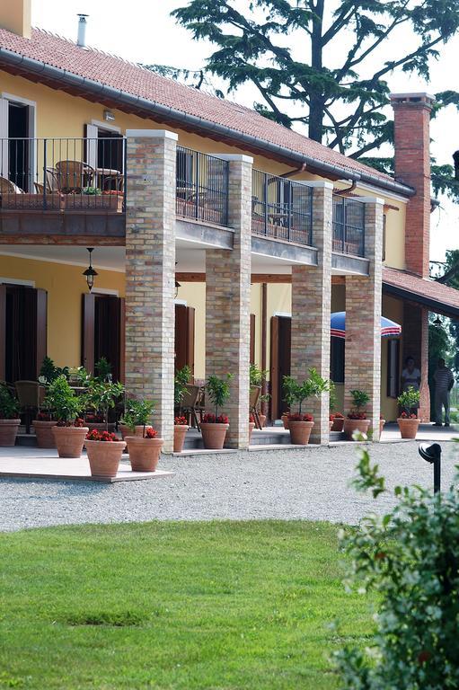 Agriturismo Tenuta Regina - Glamping luxury lodges Palazzolo dello Stella Exterior foto