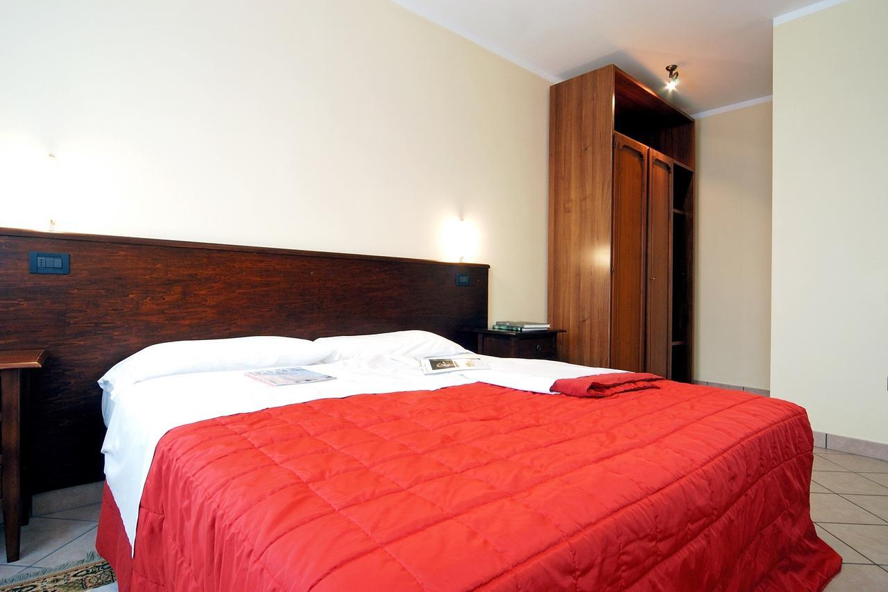 Agriturismo Tenuta Regina - Glamping luxury lodges Palazzolo dello Stella Exterior foto