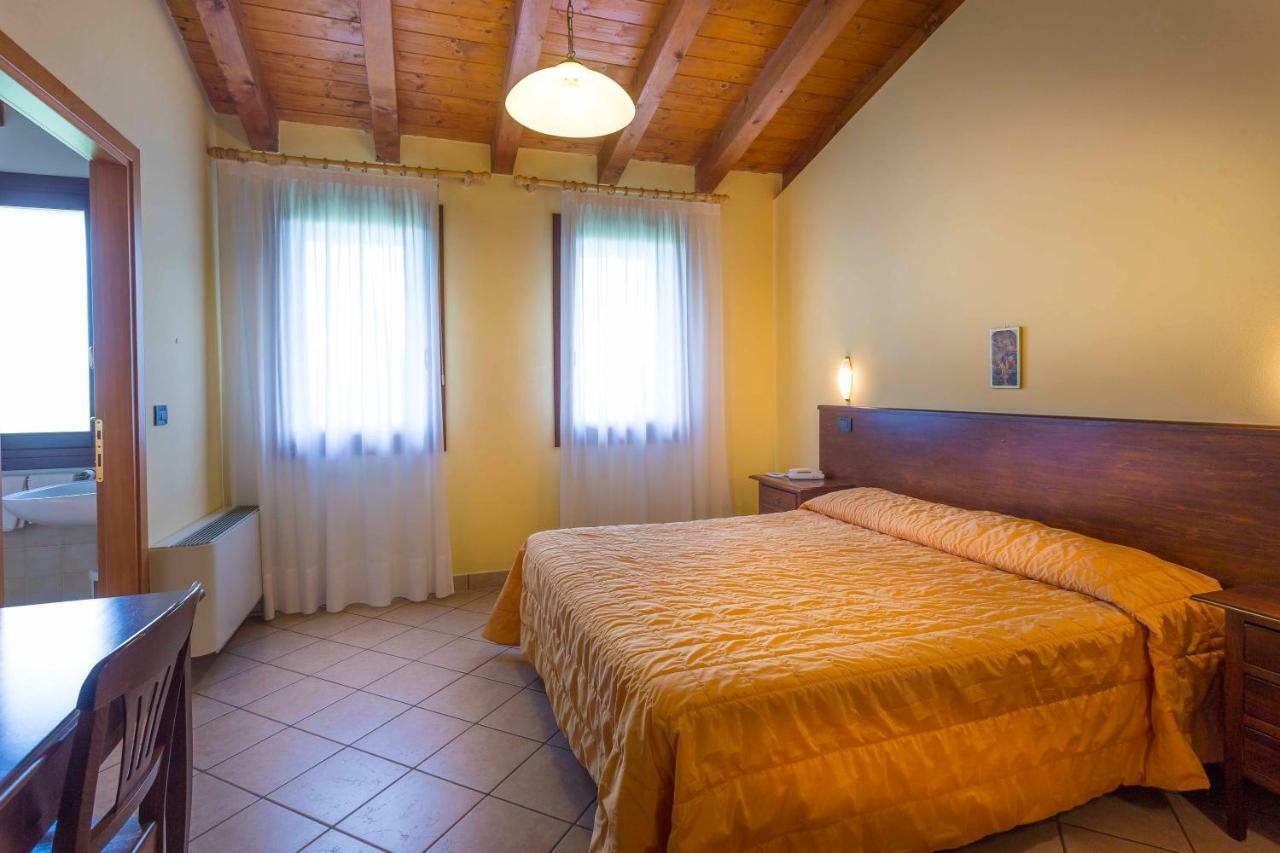 Agriturismo Tenuta Regina - Glamping luxury lodges Palazzolo dello Stella Exterior foto