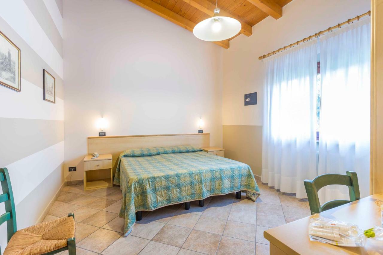Agriturismo Tenuta Regina - Glamping luxury lodges Palazzolo dello Stella Exterior foto