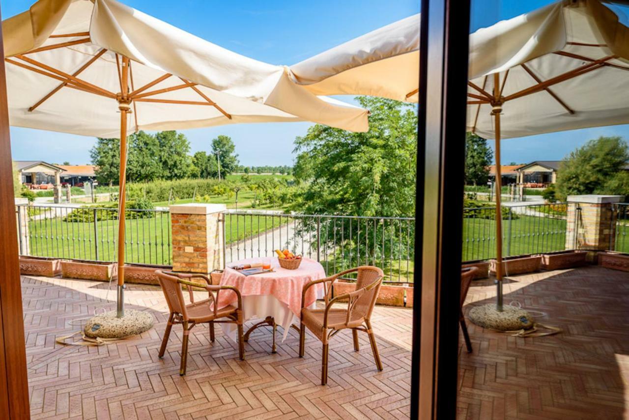 Agriturismo Tenuta Regina - Glamping luxury lodges Palazzolo dello Stella Exterior foto